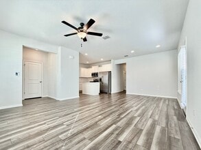 148 Tortoise Trl in San Marcos, TX - Building Photo - Building Photo