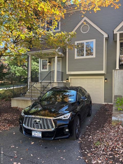 2503 Canterbury Way in Mt Kisco, NY - Building Photo - Building Photo