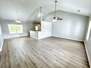 242 Bridgeport Ln in Monroe, GA - Building Photo - Building Photo