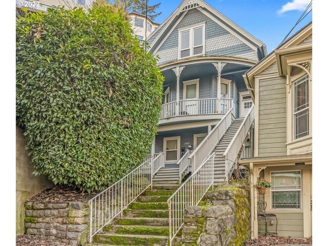 property at 2069 SW Park Ave