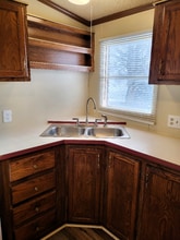 2500 Mann Rd in Village of Clarkston, MI - Foto de edificio - Building Photo