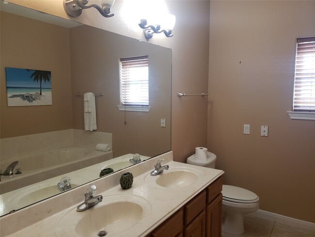 property at 3722 Laguna Dr