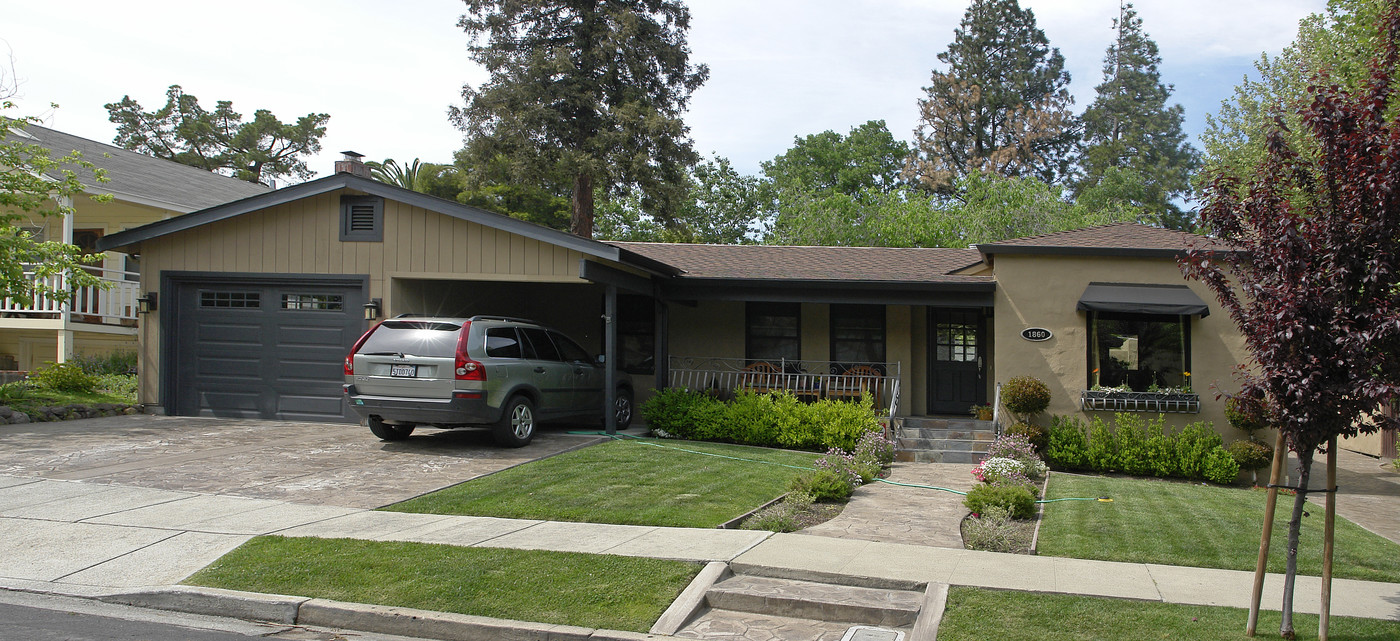 1854 Shuey Ave in Walnut Creek, CA - Building Photo