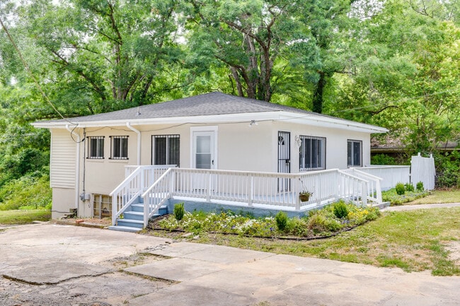 property at 116 E Cornwallis Rd