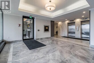 2900 Battleford Rd in Mississauga, ON - Building Photo - Building Photo