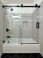 3319 Primera Ave, Unit 2 in Los Angeles, CA - Foto de edificio - Building Photo