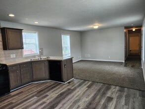 46 Parakeet Hill Dr in Orion Township, MI - Building Photo - Building Photo
