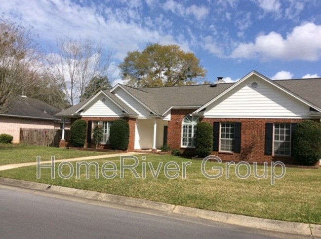 1912 Pinebrake Ln in Pensacola, FL - Building Photo - Building Photo