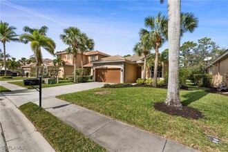 2722 Blue Cypress Lake Ct, Unit 4000-4101 in Cape Coral, FL - Building Photo - Building Photo