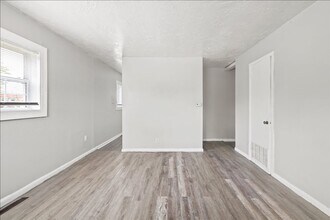 1783-1783 Roosevelt Ave in Indianapolis, IN - Building Photo - Building Photo