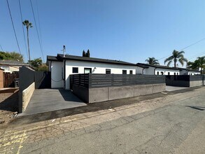 8715-8717 Washington Ave in La Mesa, CA - Building Photo - Building Photo