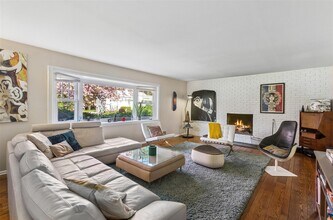 25 Chester Dr in Rye, NY - Building Photo - Building Photo