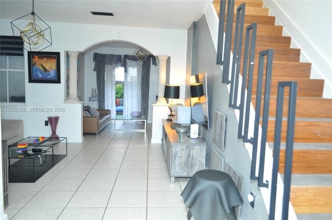 4849 NW 108th Path in Doral, FL - Building Photo - Building Photo