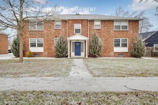 880 Millersport Hwy in Buffalo, NY - Building Photo