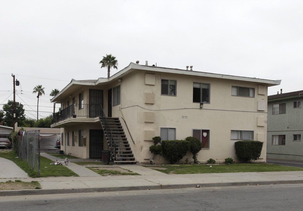 1168 N Mayfair Ave in Anaheim, CA - Building Photo