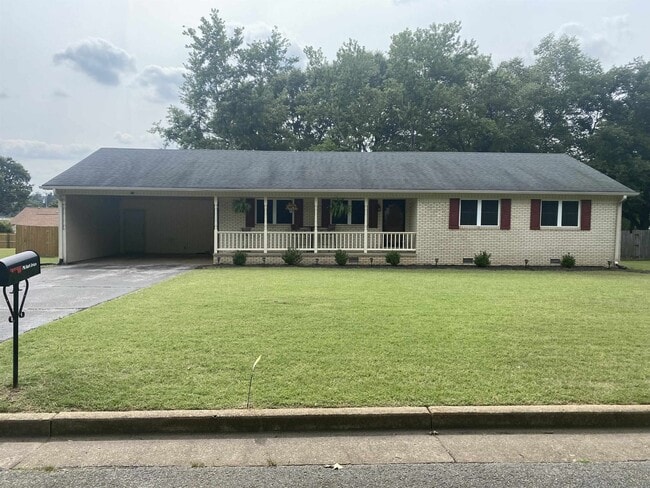 property at 796 Hart Dr