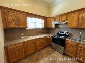 1227 W 10th St in North Little Rock, AR - Building Photo - Building Photo