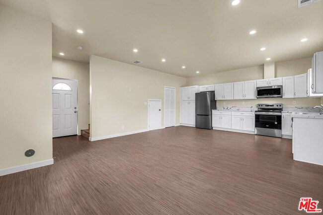 property at 6625 Duchess Dr