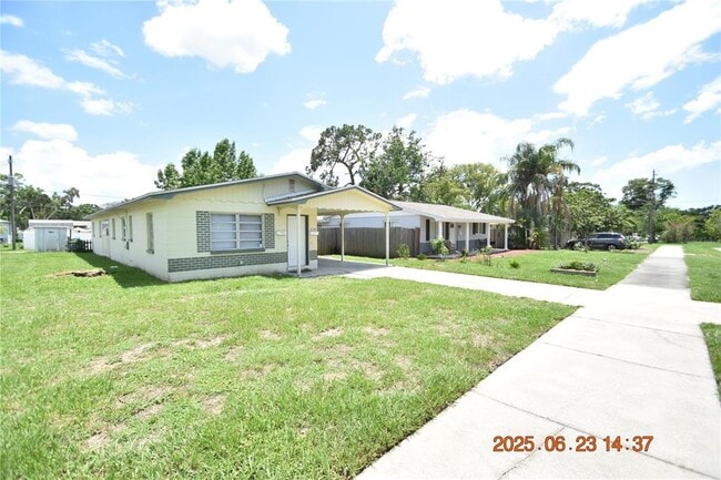 5124 18th Ave N in St. Petersburg, FL - Building Photo - Building Photo