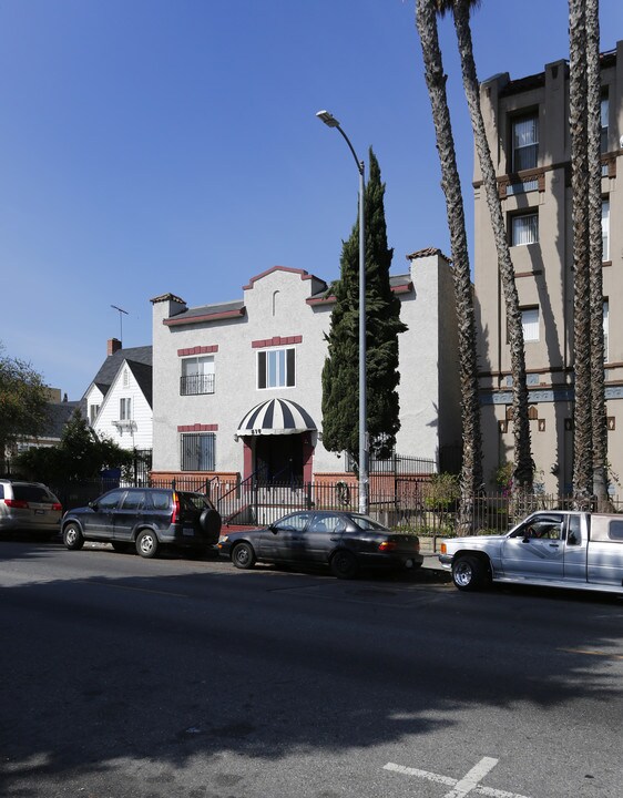 819 Irolo St in Los Angeles, CA - Foto de edificio