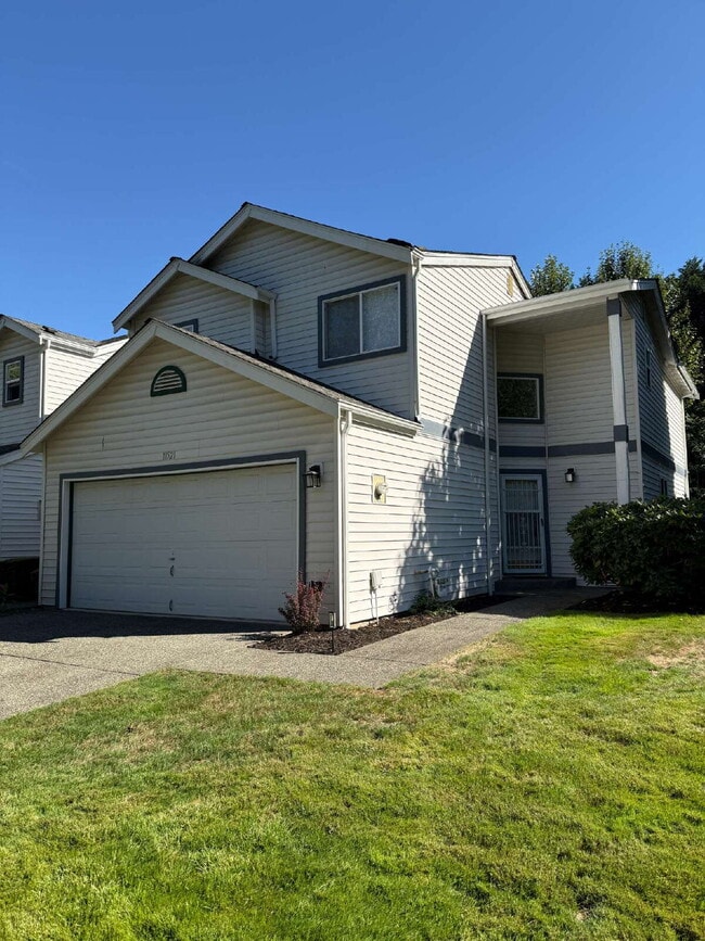 property at 11521 SE 221st Pl