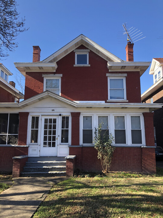 1031 8th St in Huntington, WV - Building Photo