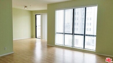 533 S St Andrews Pl in Los Angeles, CA - Building Photo - Building Photo