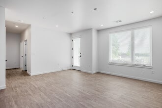 The Lindy at Wheeler in Oklahoma City, OK - Building Photo - Interior Photo