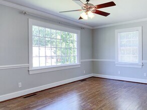 202 N Library St in Greenville, NC - Foto de edificio - Building Photo