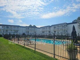 5709 Lyons View Pike in Knoxville, TN - Building Photo