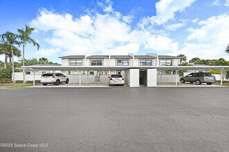 184 Palmetto Ave in Indialantic, FL - Building Photo - Building Photo