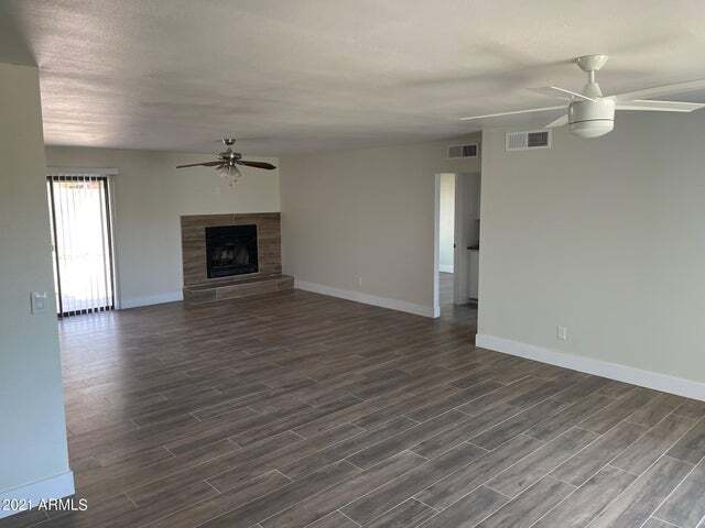 2702 E Villa Rita Dr in Phoenix, AZ - Building Photo - Building Photo