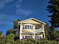 13224 Purdy Dr NW in Gig Harbor, WA - Foto de edificio - Building Photo