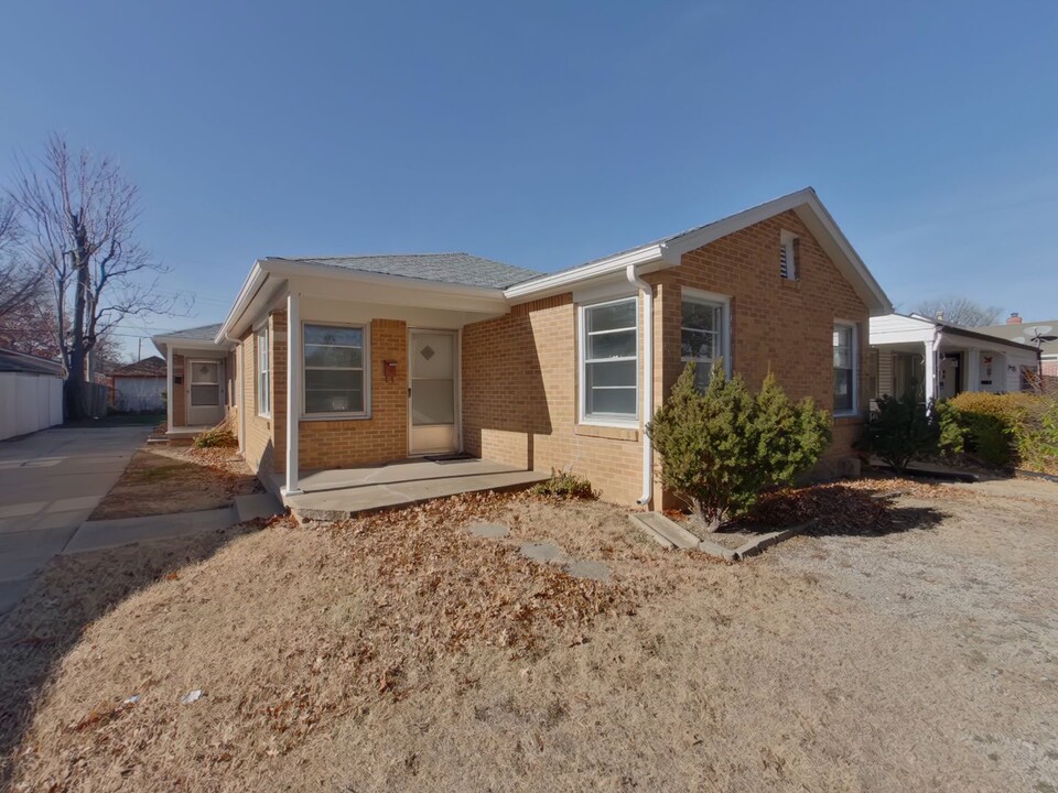 721 S Edgemoor St in Wichita, KS - Building Photo