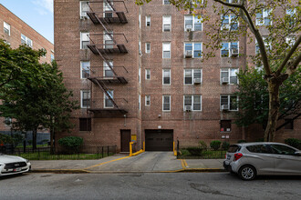 Southridge Cooperative in Jackson Heights, NY - Building Photo - Building Photo