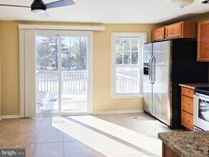 20559 Strath Haven Dr in Gaithersburg, MD - Building Photo - Building Photo