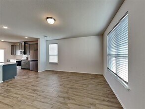 10085 Revere Dr in Providence Village, TX - Building Photo - Building Photo