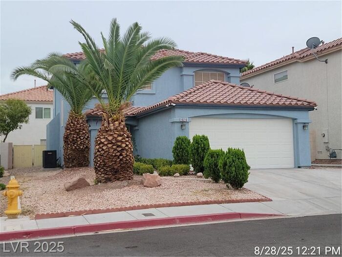 10216 Moth Orchid Ct in Las Vegas, NV - Building Photo