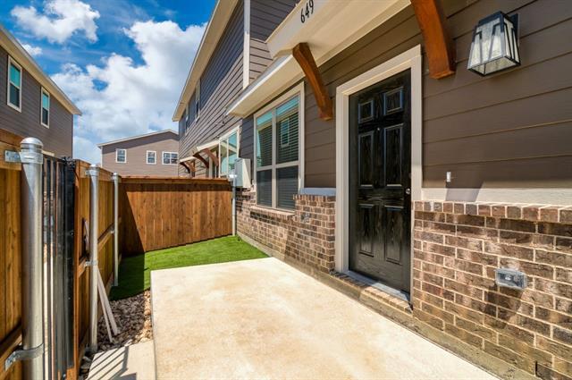 649 Harvest Moon Dr in Venus, TX - Building Photo - Building Photo