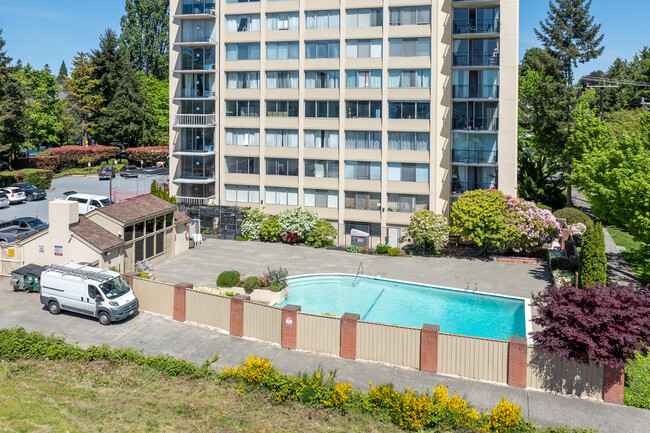 University Plaza Condominiums in Seattle, WA - Building Photo - Building Photo