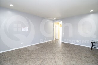 2025 W Marconi Ave in Phoenix, AZ - Building Photo - Building Photo