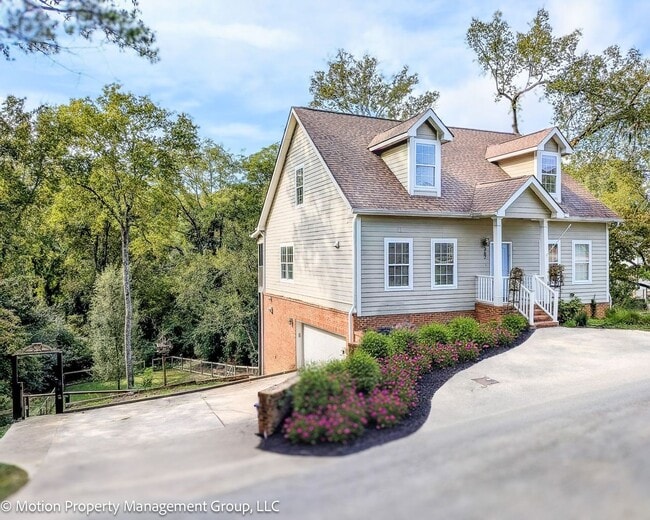 property at 367 Rowe Rd