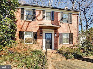 property at 3121 Quebec Pl NW