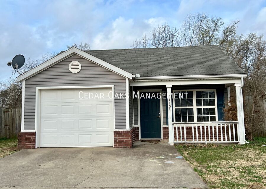 1110 S C Ct in Rogers, AR - Foto de edificio