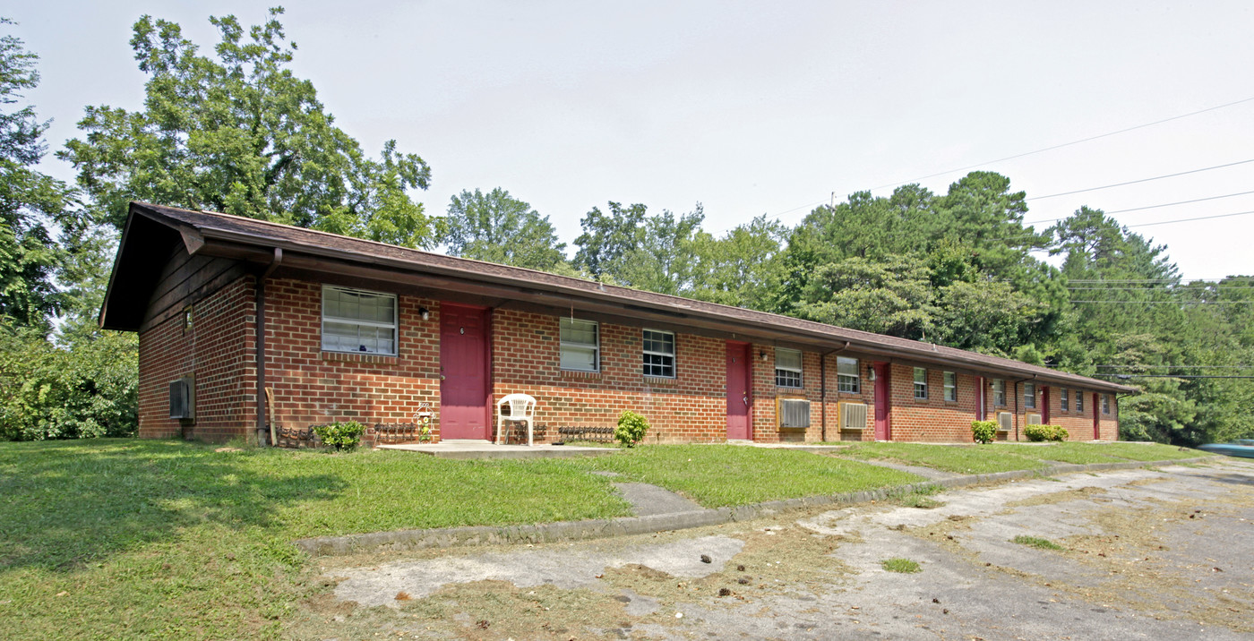 1905 Park St NE in Cleveland, TN - Building Photo