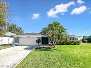 1021 NW 43rd Ave in Cape Coral, FL - Building Photo - Building Photo