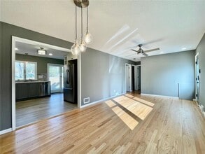 17620 8th Ave N in Minneapolis, MN - Building Photo - Building Photo