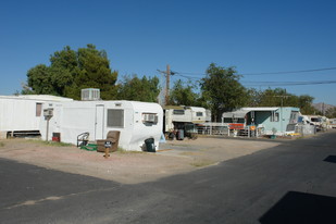 Meadows Trailer Park in Las Vegas, NV - Foto de edificio - Building Photo