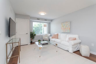 The Flats at Pechin in Philadelphia, PA - Building Photo - Building Photo