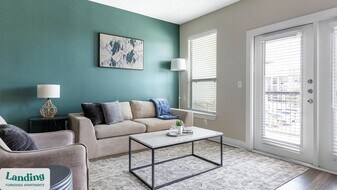 2090 Sundance Parkway in New Braunfels, TX - Building Photo